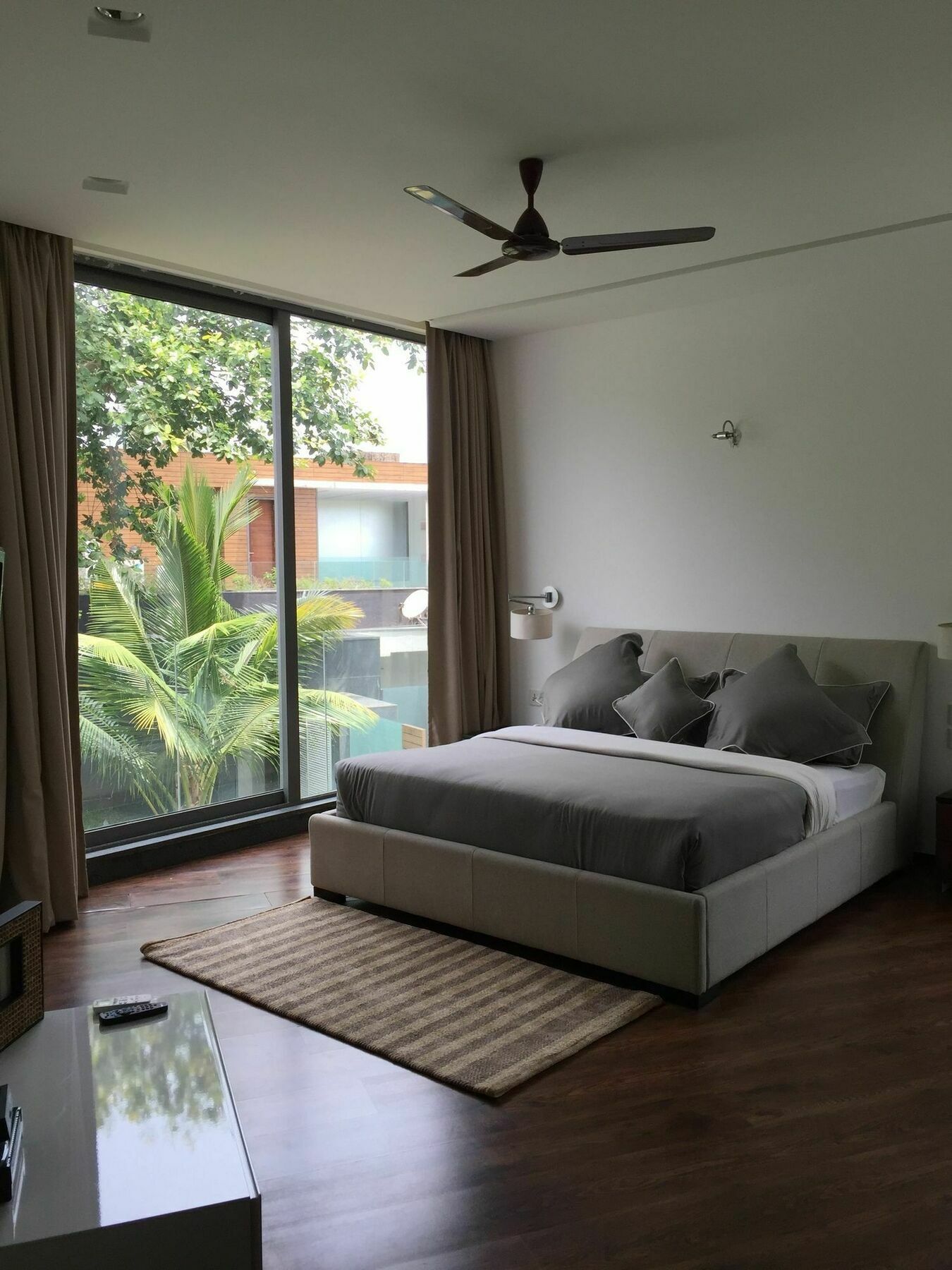 Calem Grove Hotel Candolim Exterior foto